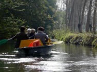 PROMENADE BARQUE LIBERTE FAMILLE MARAIS POITEVIN